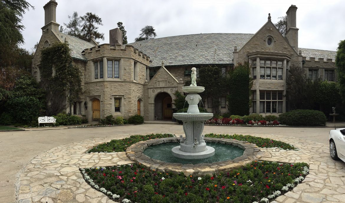 LA Going to Playboy Mansion?